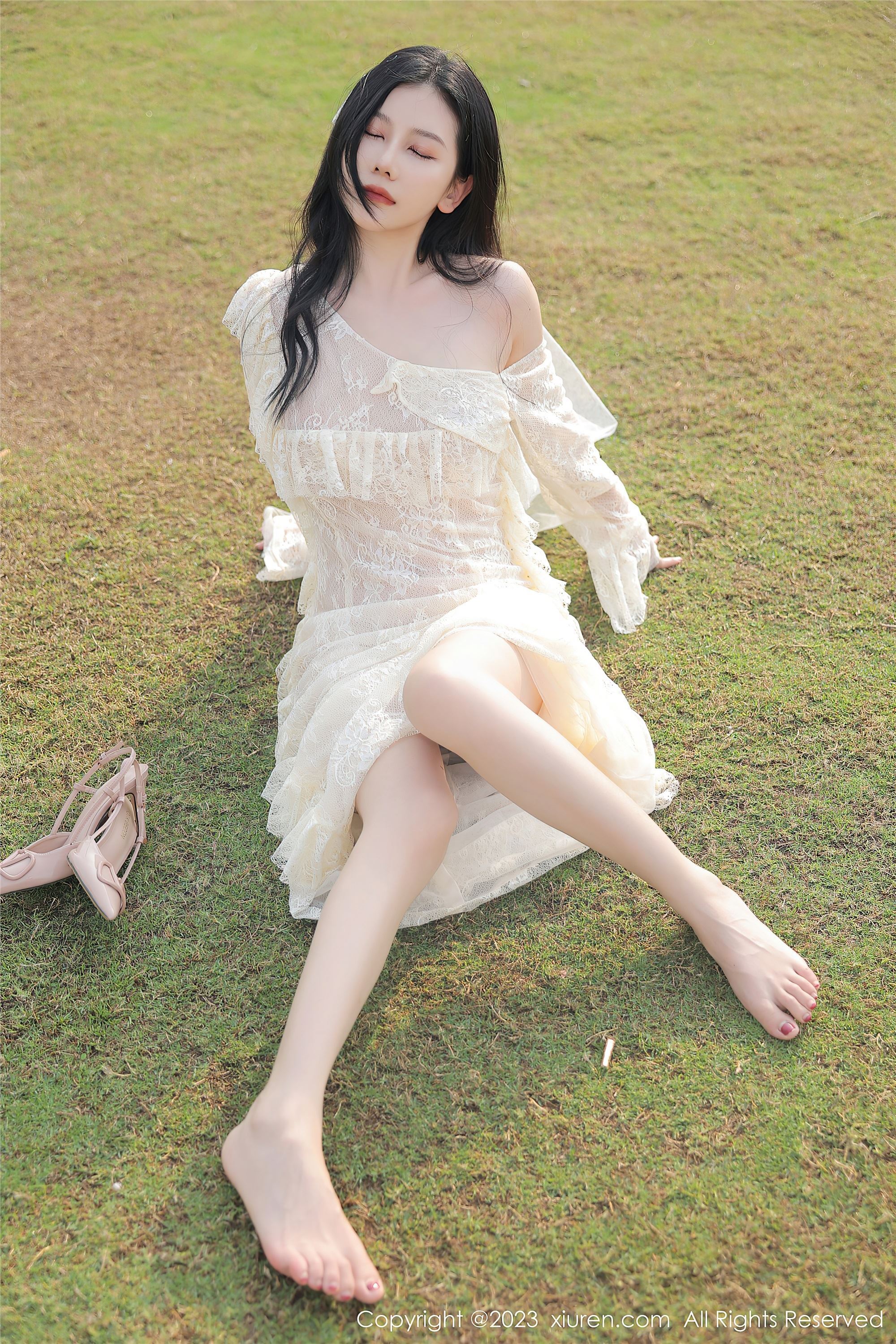 XiuRen秀人网  2023.02.22 NO.6303 尹甜甜 万宁旅拍